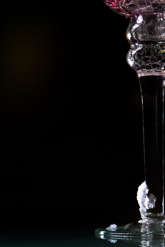 Aus der Glasserie "Rot". 